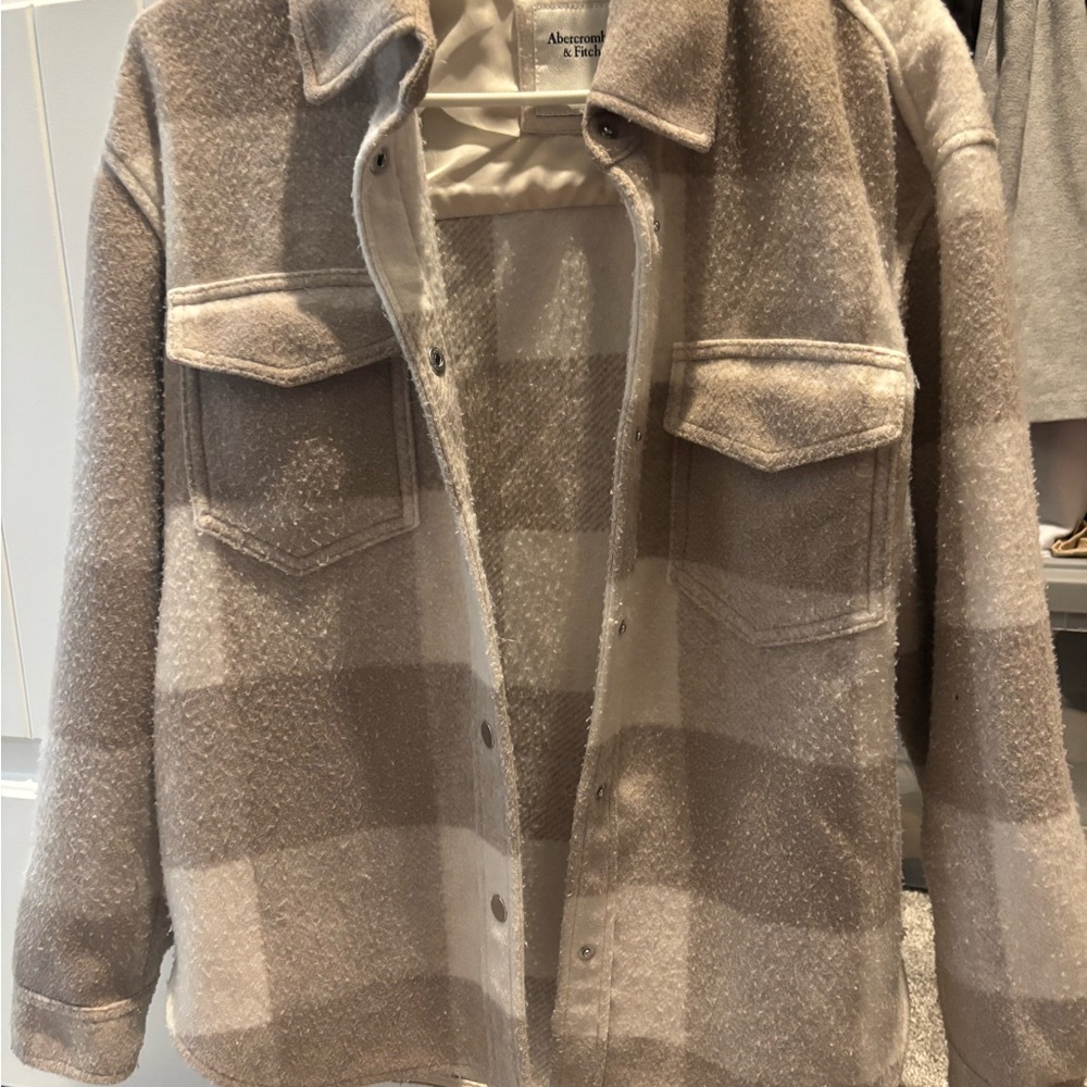 Abercrombie & Fitch Plaid Jacket in Beige and Cream